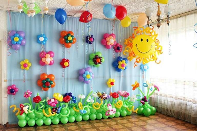 decoração do corredor de formatura no jardim de infância