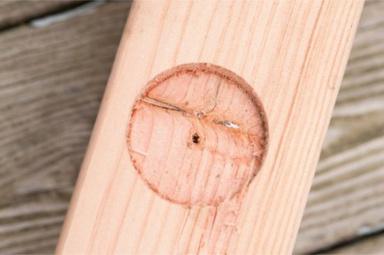 Gaură rotundă orb în lemn