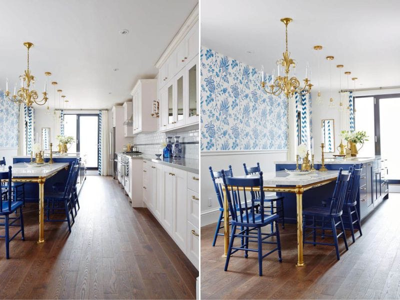 Biela a modrá kuchyňa so zlatými detailmi