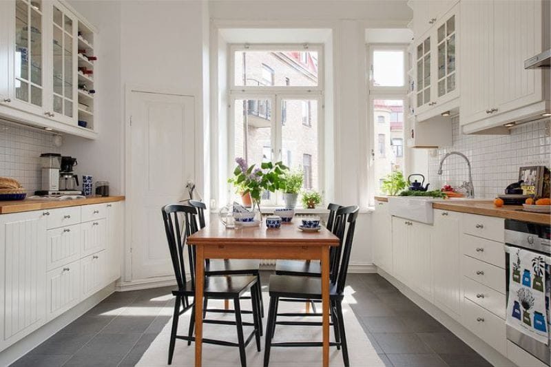 Ikean Factum Stot -keittiö keittiön sisätiloissa