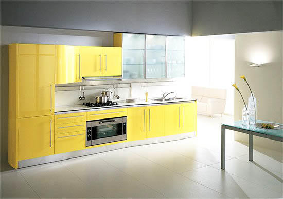 Riippumatta valitsemastasi keittiön väristä, mikään ei ole kontrastivampaa ja iloisempaa kuin keltainen