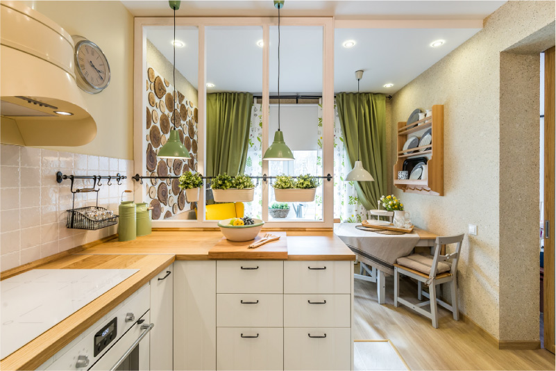 Olivové závesy v interiéri kuchyne