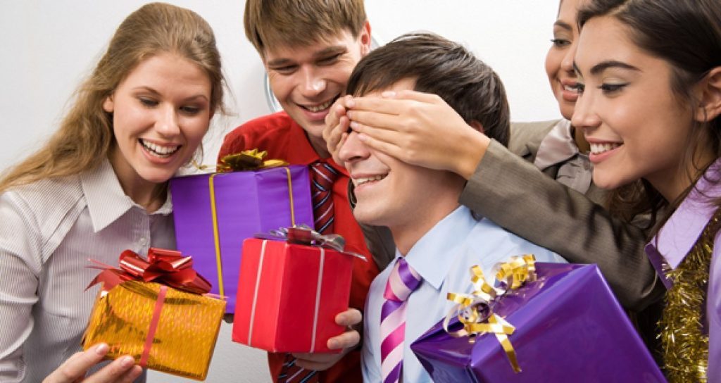 comment offrir des cadeaux pour la nouvelle année de manière originale