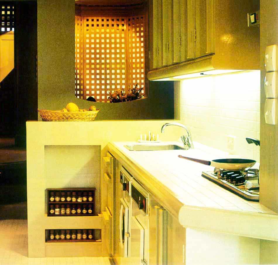 תפקיד התאורה הנכונה בעיצוב הכולל של המטבח חשוב מאוד.