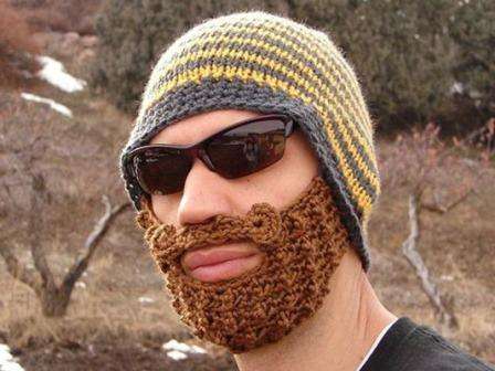 Se hai abilità nel lavoro a maglia, prova un cappello da barba creativo.