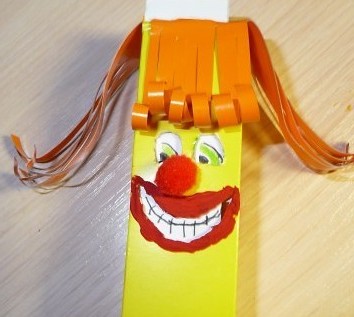 Clown en papier bricolage