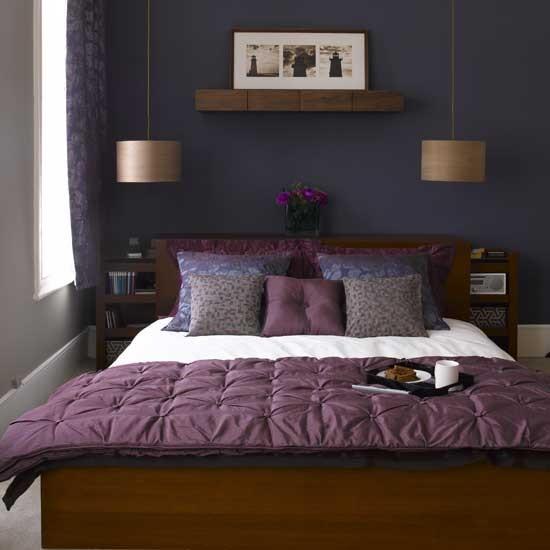 En mängd olika lampmodeller är lämpliga för att dekorera ett sovrum. De mest populära alternativen är sänglampor och golvlampor.