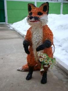 lisica - figurica od poliuretanske pjene za vrt