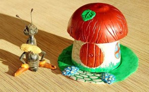 L'article expliquera comment vous pouvez créer un petit chef-d'œuvre à l'aide de plâtre ordinaire - une figurine de jardin sous la forme d'un champignon de vos propres mains.