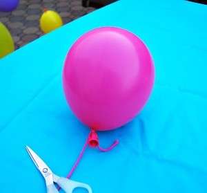 Começando a encher balões de vários tamanhos