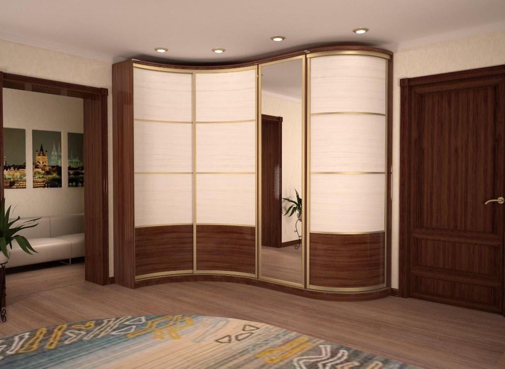 Pentru un hol mic, este mai bine să alegeți un dulap de colț care să completeze frumos interiorul camerei.